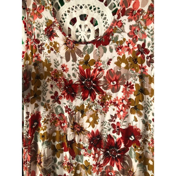 Soft Surroundings Dresses & Skirts - Soft Surroundings floral prairie
Cottagecore maxi dress size large 
crochet back